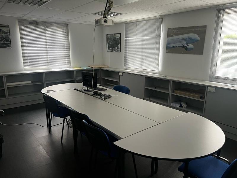 Immeuble - 1 153 m² - 4 pièces