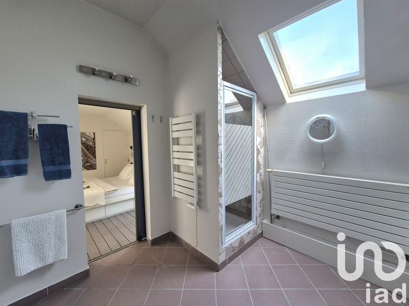 Maison - 180 m² - 7 pièces