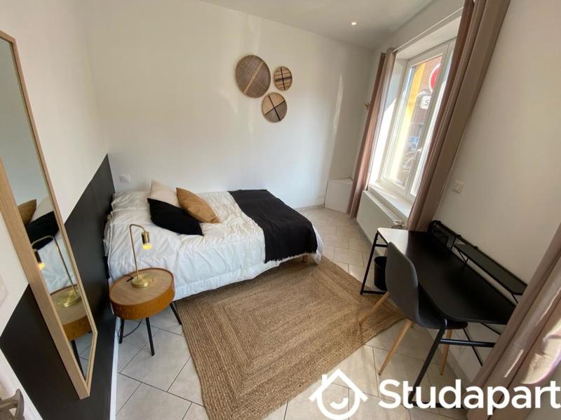 Chambre - 10 m² - 1 pièce