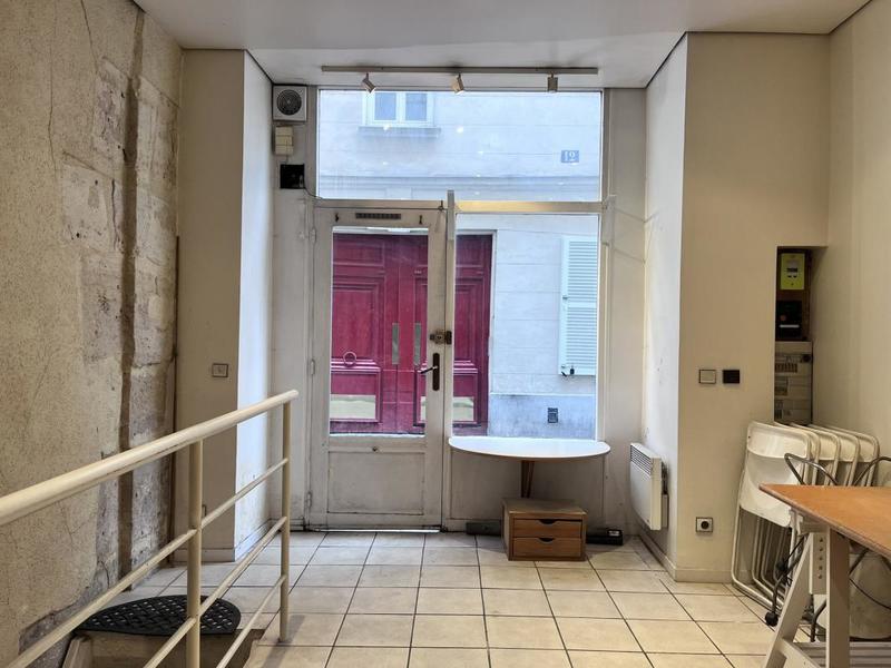 Local commercial - 18 m² - 3 pièces