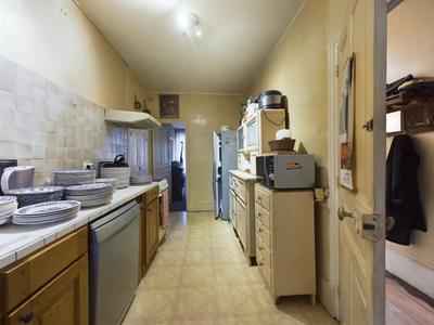 Maison - 220 m² - 8 pièces