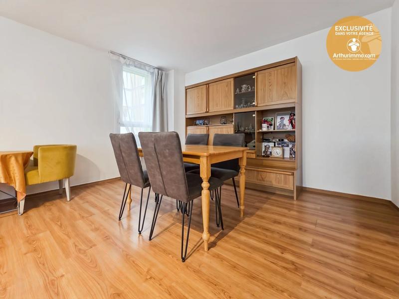 Appartement - 82 m² - 4 pièces