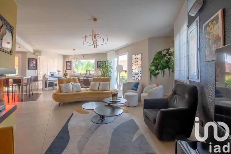 Maison de maîtres - 281 m² - 6 pièces