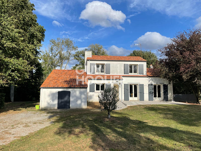 Maison - 137 m² - 6 pièces