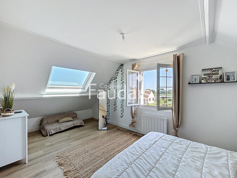 Maison - 107 m² - 6 pièces