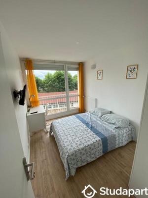 Chambre - 9 m² - 1 pièce