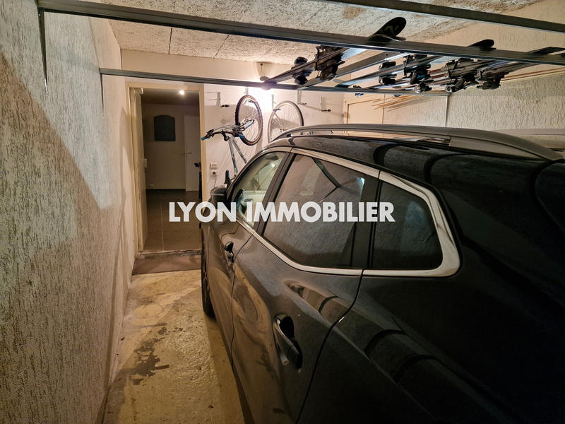 Duplex - 229 m² - 7 pièces