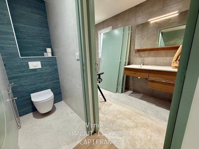 Maison - 137 m² - 6 pièces