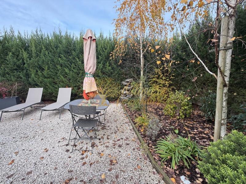 Pavillon - 115 m² - 4 pièces