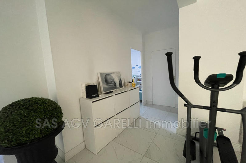 Appartement - 95 m² - 4 pièces