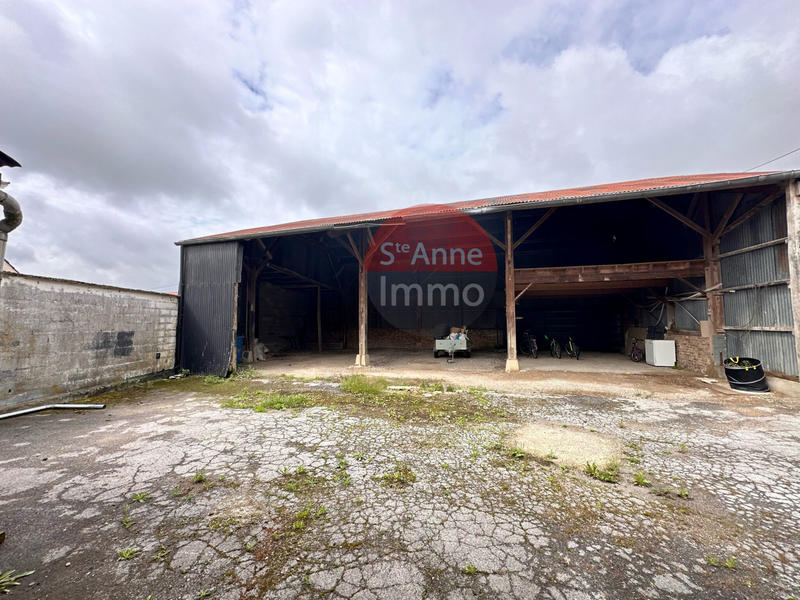 Maison - 210 m² - 8 pièces