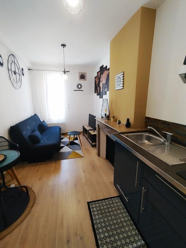 Studio - 19 m² - 2 pièces