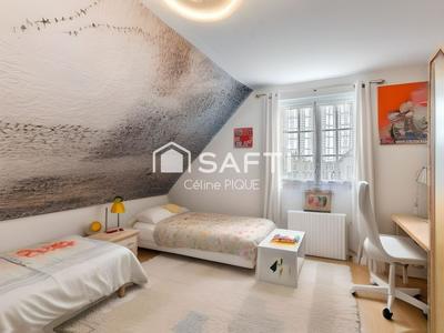 Maison - 127 m² - 6 pièces