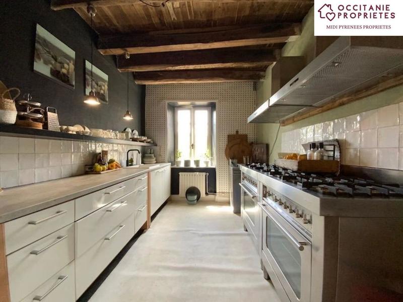 Maison chambre d'hôtes - 100 m² - 7 pièces