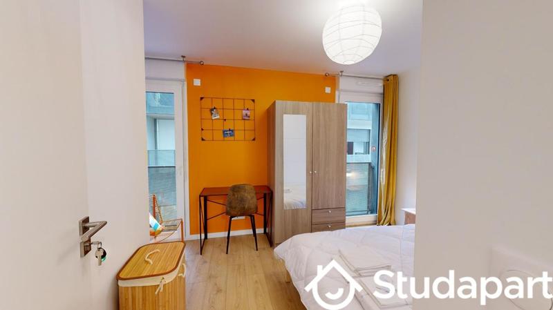 Chambre - 9 m² - 1 pièce