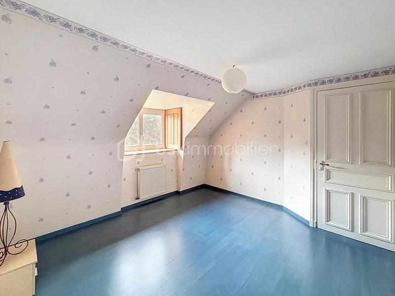 Demeure - 223 m² - 8 pièces