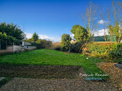 Maison - 90 m² - 5 pièces