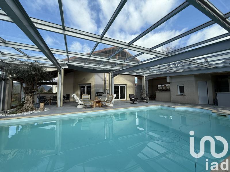 Maison - 166 m² - 7 pièces