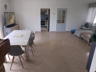 Maison - 123 m² - 7 pièces