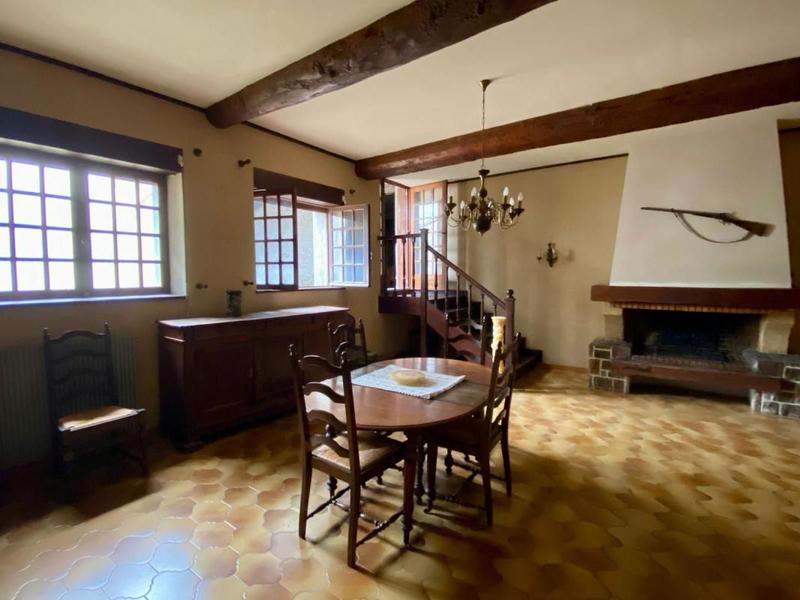 Maison ancienne - 203 m² - 6 pièces