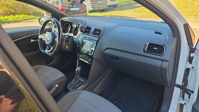 Volkswagen Polo 1.2 Tsi 110 Dsg7 R-Line