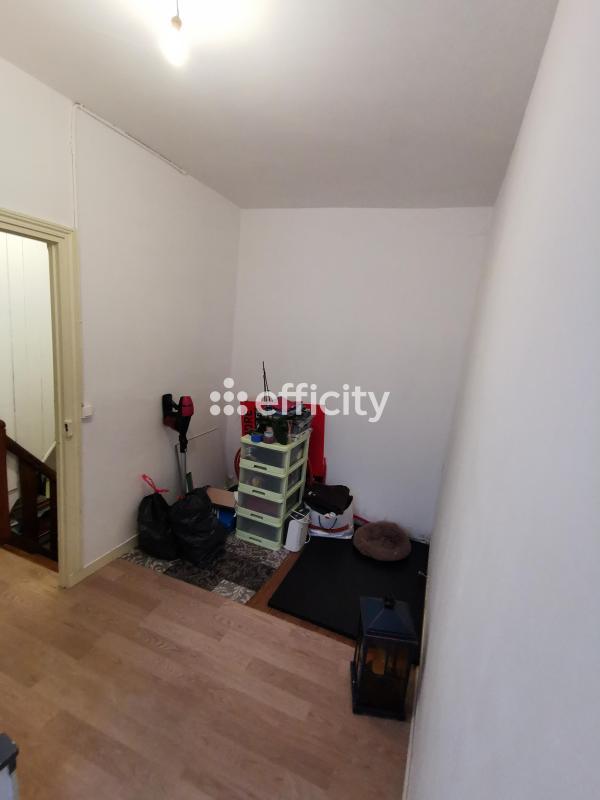 Maison de ville - 80 m² - 5 pièces