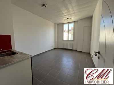 Local commercial - 49 m² - 2 pièces