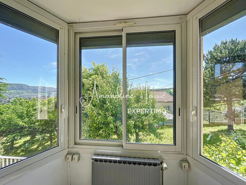 Maison - 121 m² - 4 pièces