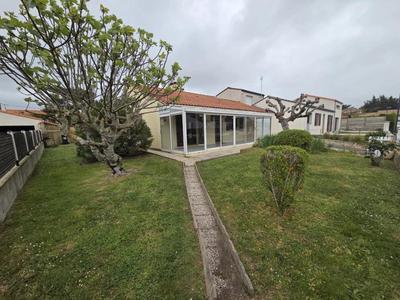 Maison - 64 m² - 4 pièces