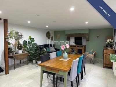 Maison en pierre - 107 m² - 5 pièces