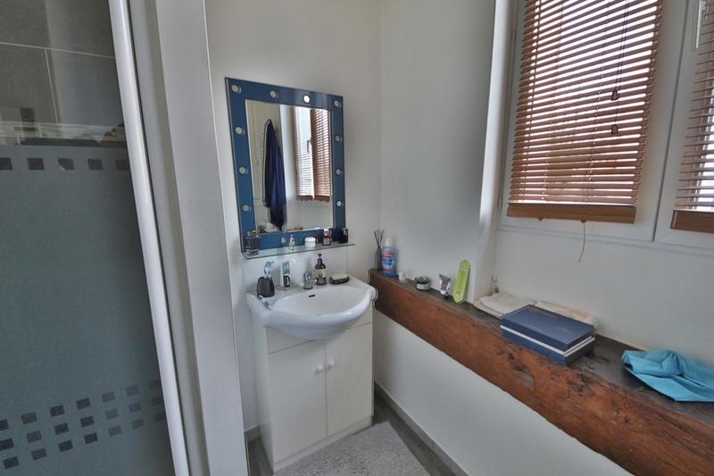 Immeuble - 241 m² - 10 pièces