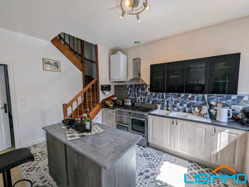 Maison en pierre - 140 m² - 6 pièces