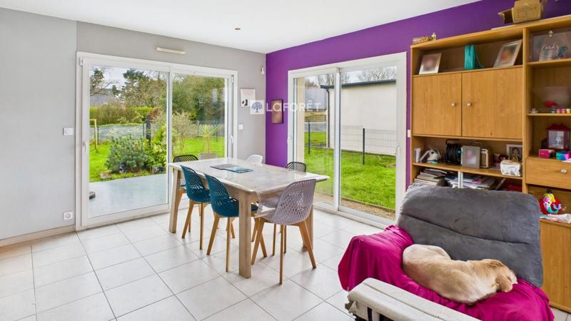 Maison - 92 m² - 5 pièces