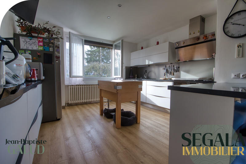 Maison - 148 m² - 6 pièces