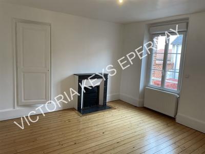 Maison ancienne - 206 m² - 6 pièces