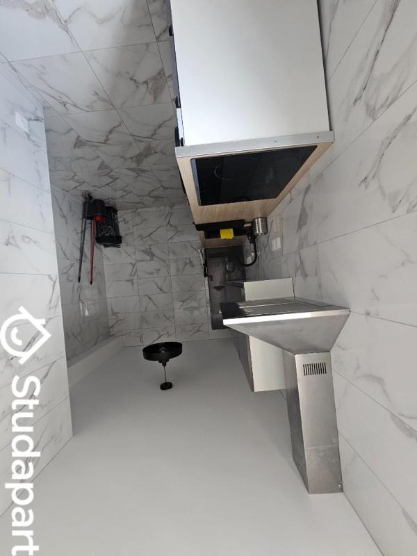 Chambre - 9 m² - 1 pièce