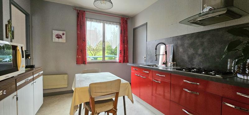 Maison - 101 m² - 5 pièces