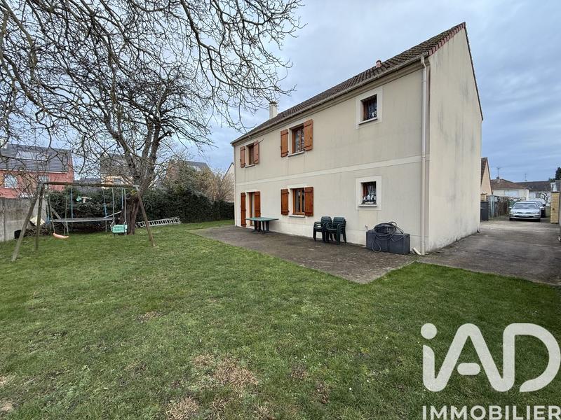 Maison - 120 m² - 6 pièces