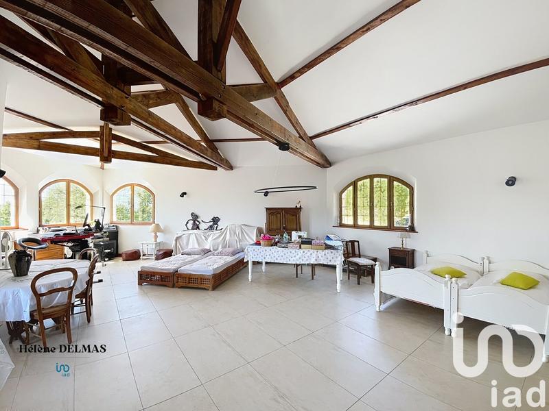 Maison de maîtres - 520 m² - 8 pièces