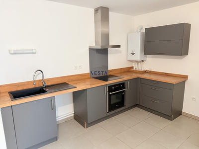 Appartement - 81 m² - 4 pièces