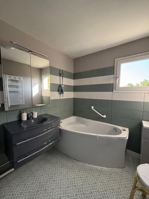 Appartement - 83 m² - 4 pièces