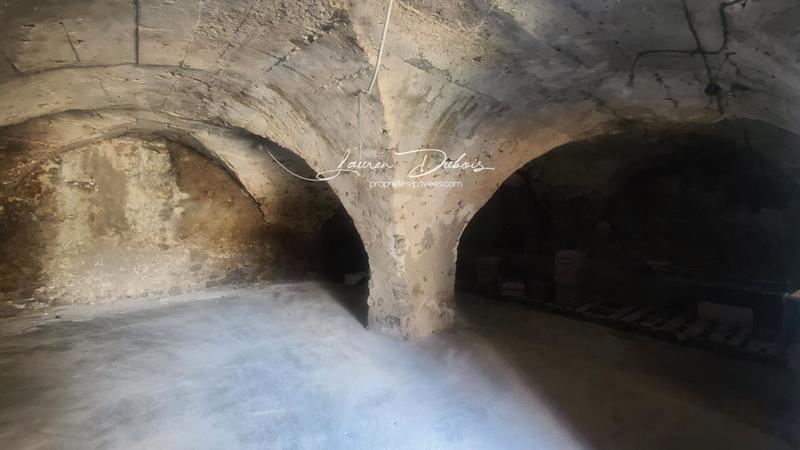 Grange - 100 m² - 2 pièces