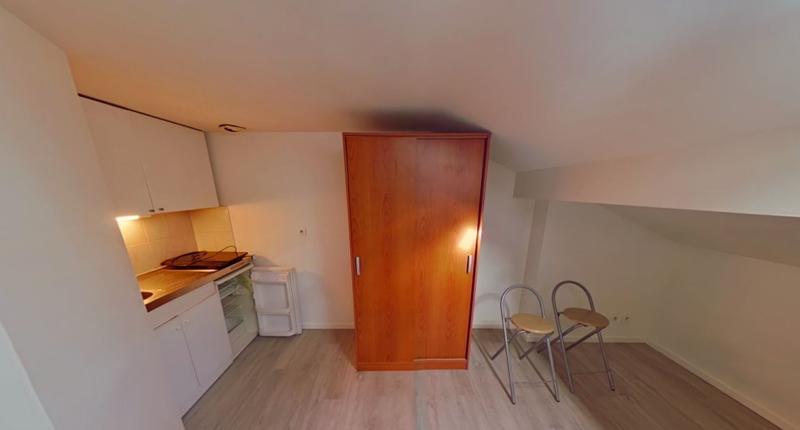 Studio - 14 m² - 1 pièce