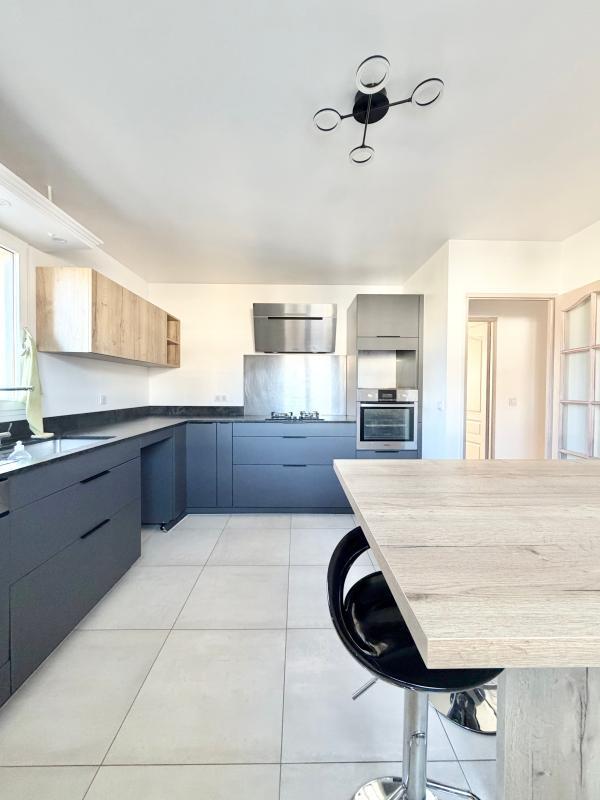 Maison - 130 m² - 6 pièces