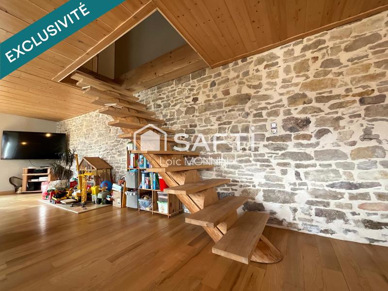 Maison - 205 m² - 6 pièces