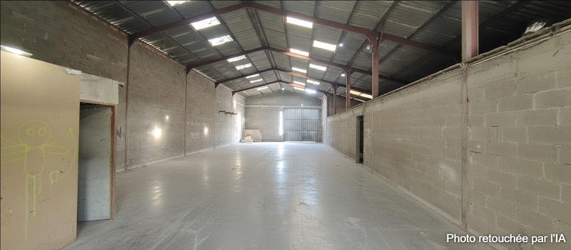 Maison ancienne - 550 m² - 2 pièces