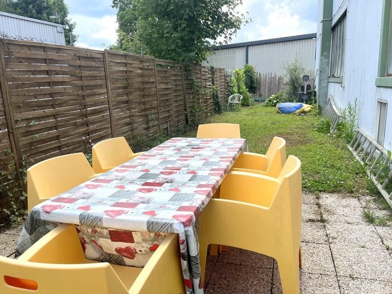 Loft - 117 m² - 4 pièces