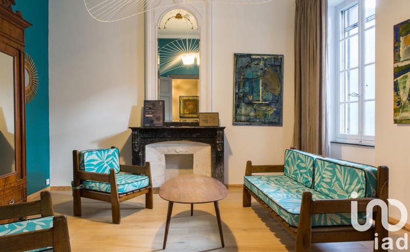 Maison - 297 m² - 10 pièces