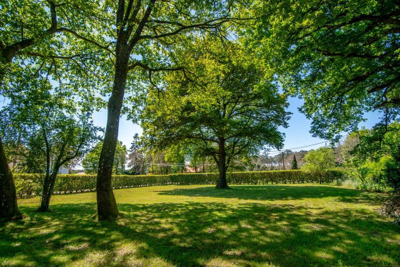 Maison - 170 m² - 9 pièces