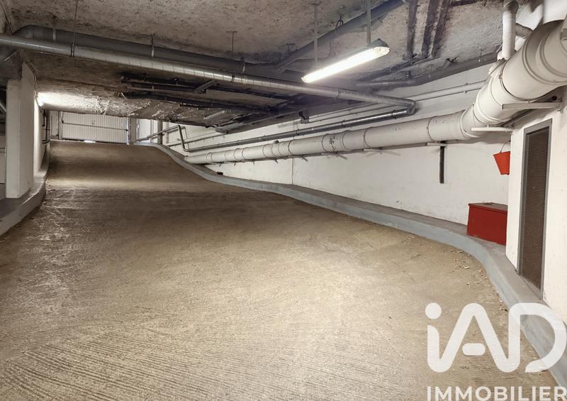Parking - 12 m²